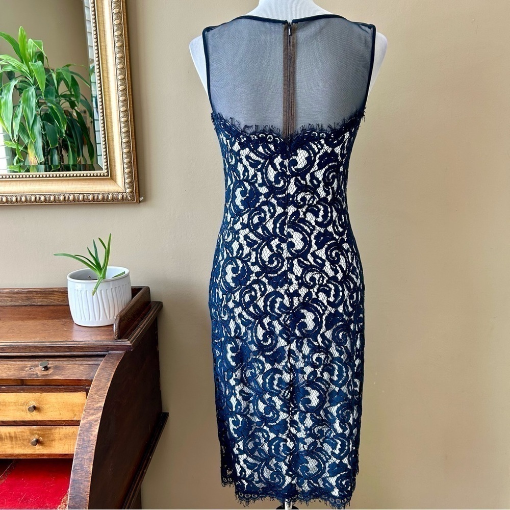 Tadashi Shoji Navy Blue and White Lace Illusion Sleeveless Cocktail Dress Size 6 - Picture 8 of 14